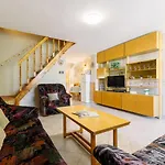 Holiday home Jazmin By Interhome Balatonszarszo