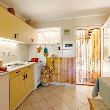 Holiday home Jazmin By Interhome